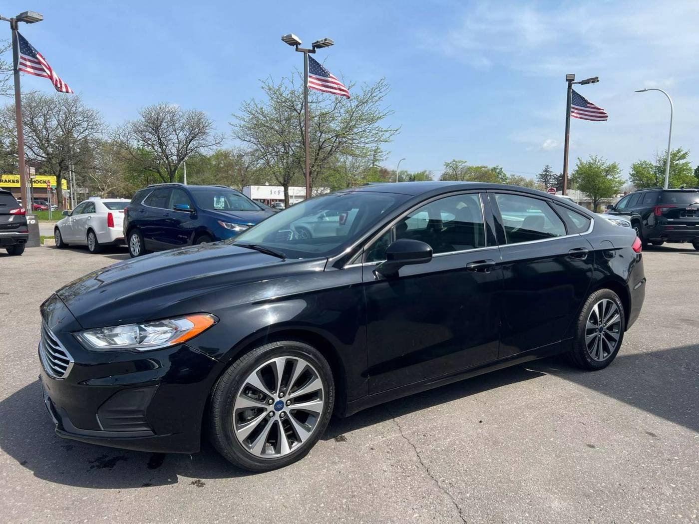 2020 Ford Fusion SE — Sedan — 70,272 mi — Wayne, MI