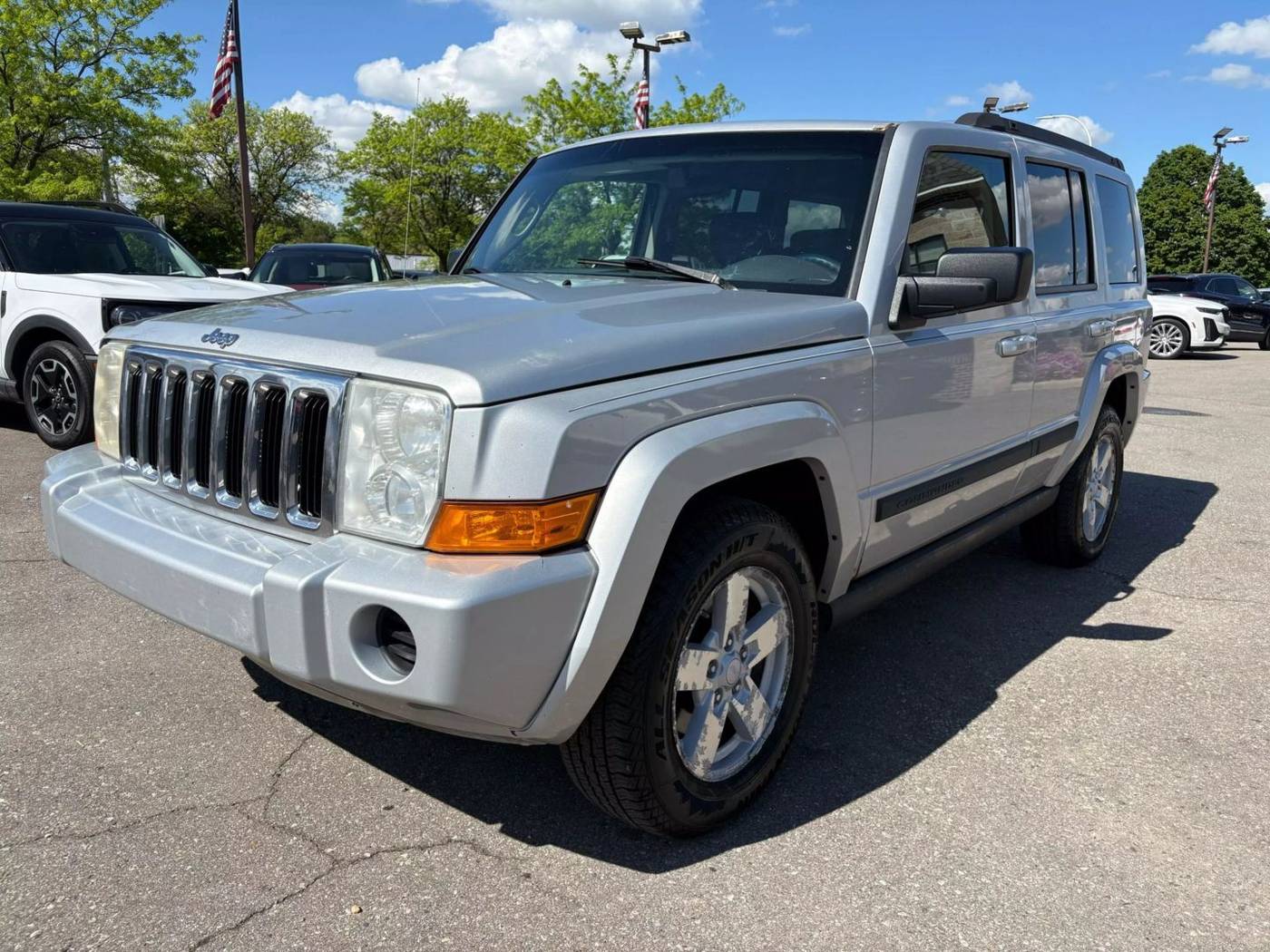 2008 Jeep Commander Sport — SUV — 209,053 mi — Wayne, MI
