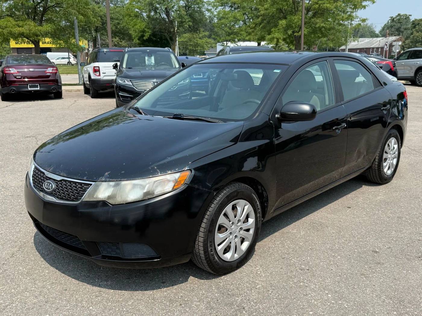 2011 Kia Forte LX — Sedan — 214,613 mi — Wayne, MI