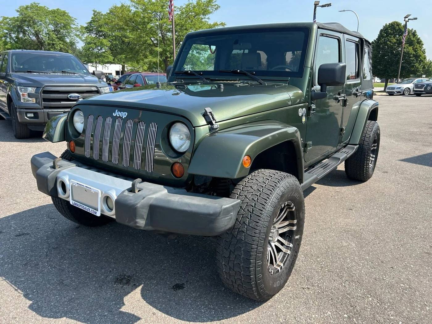 2009 Jeep Wrangler Sahara — SUV — 153,476 mi — Wayne, MI