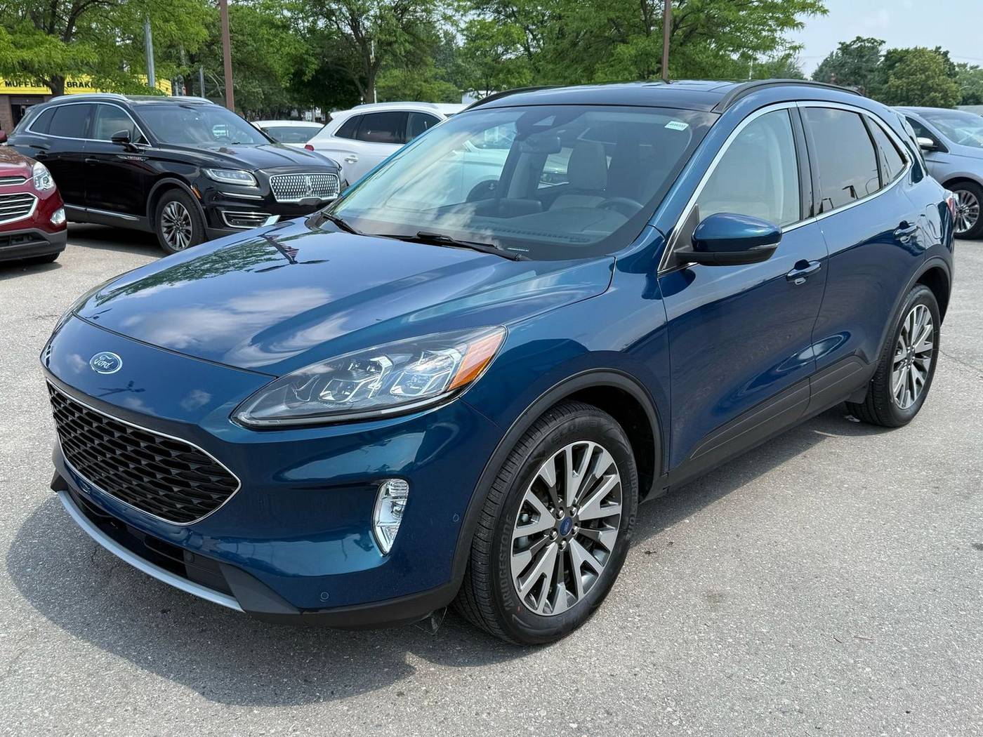 2020 Ford Escape Hybrid Titanium — SUV — 61,064 mi — Wayne, MI