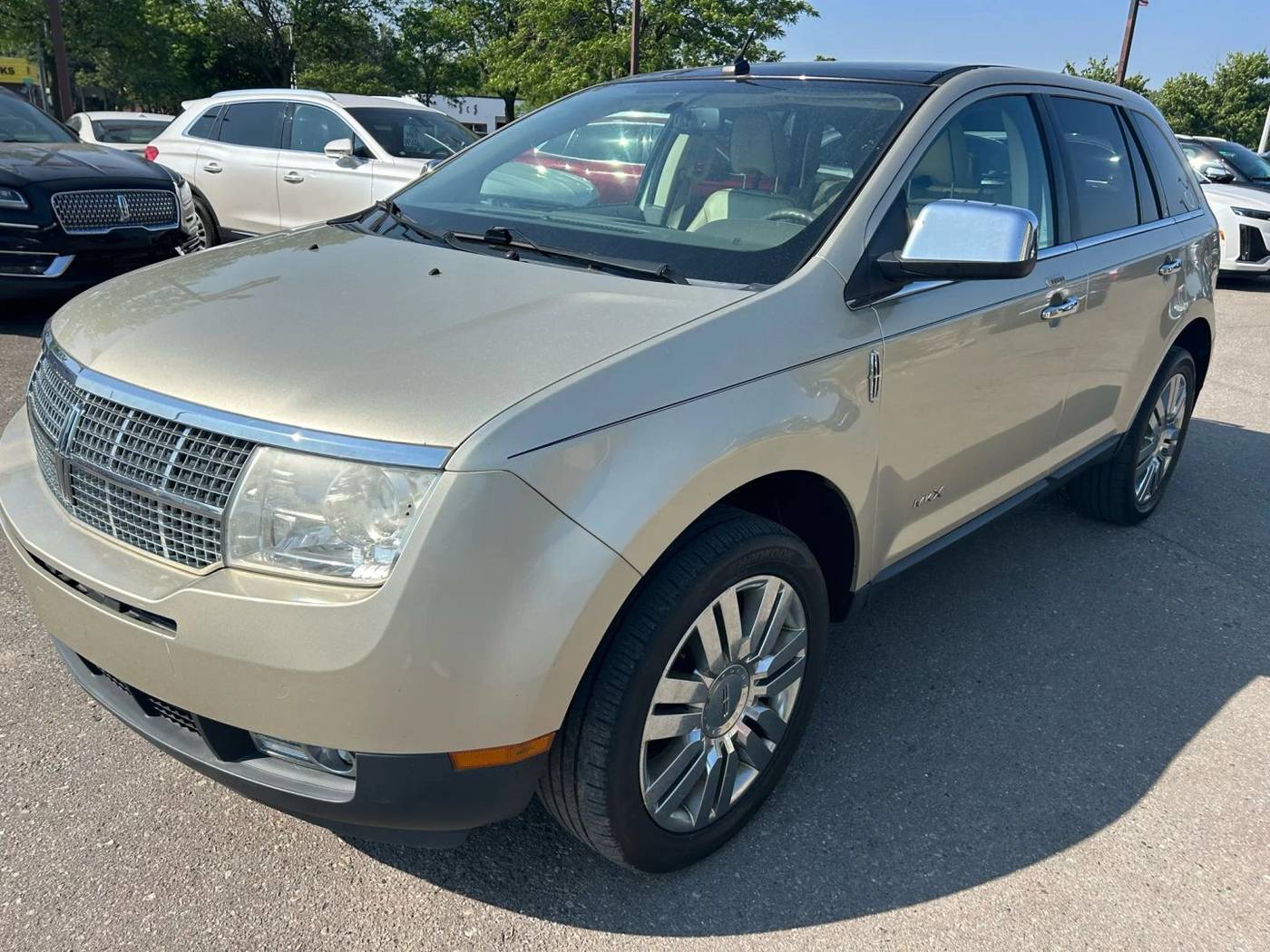 2010 Lincoln MKX AWD — SUV — 174,227 mi — Wayne, MI