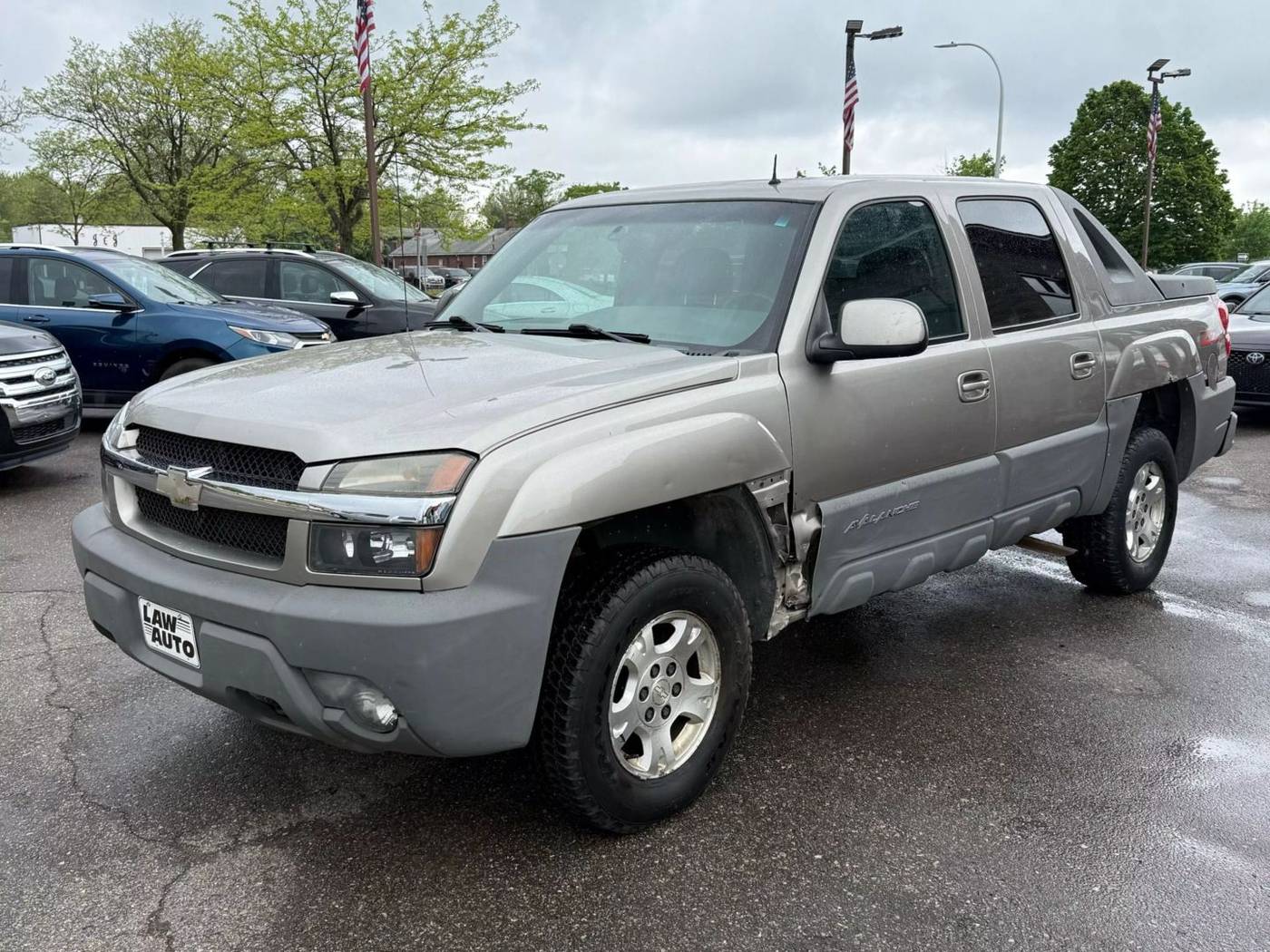 2002 Chevrolet Avalanche Base — Pickup Truck — 192,493 mi — Wayne, MI
