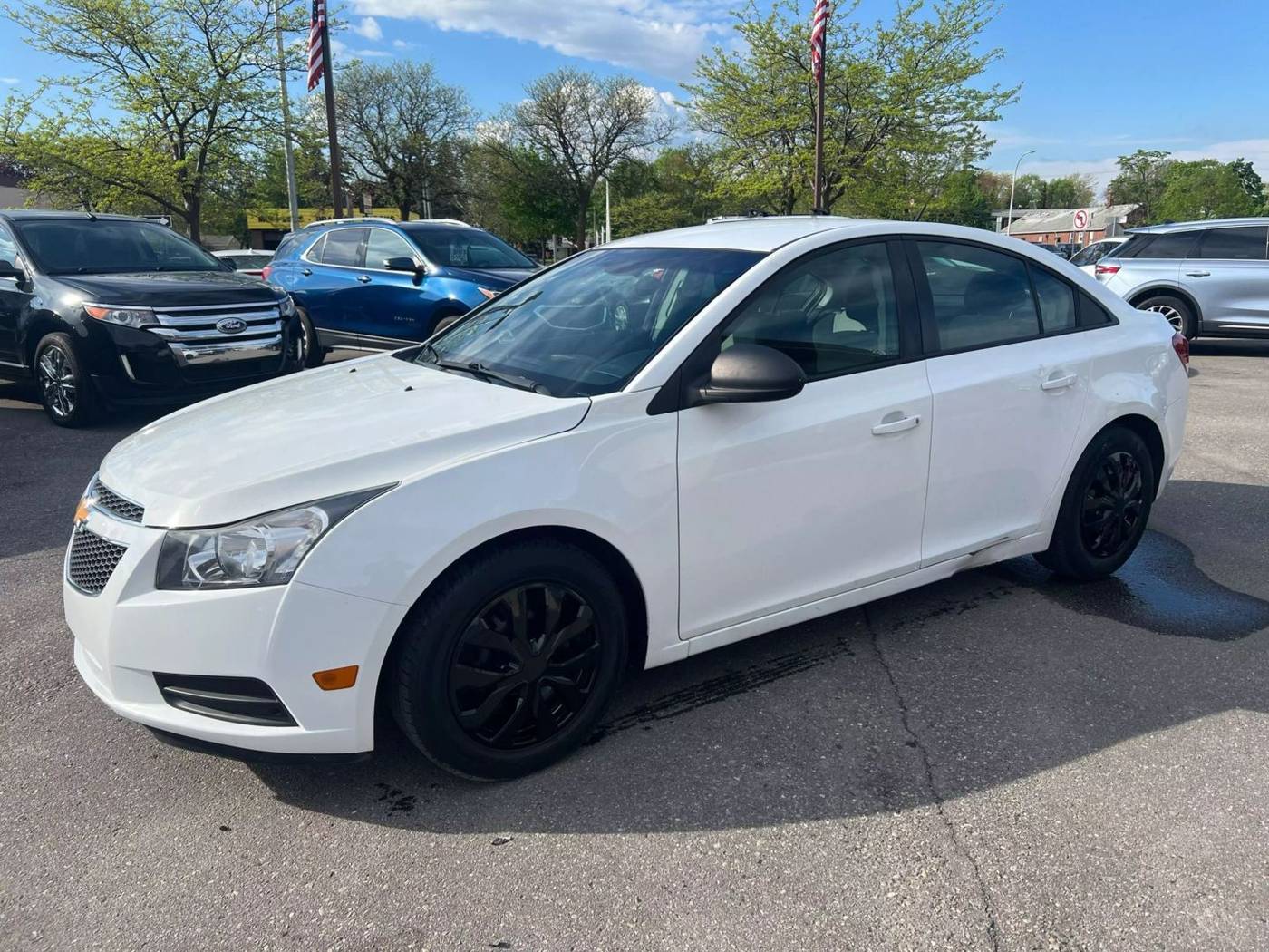 2013 Chevrolet Cruze LS — Sedan — 184,666 mi — Wayne, MI