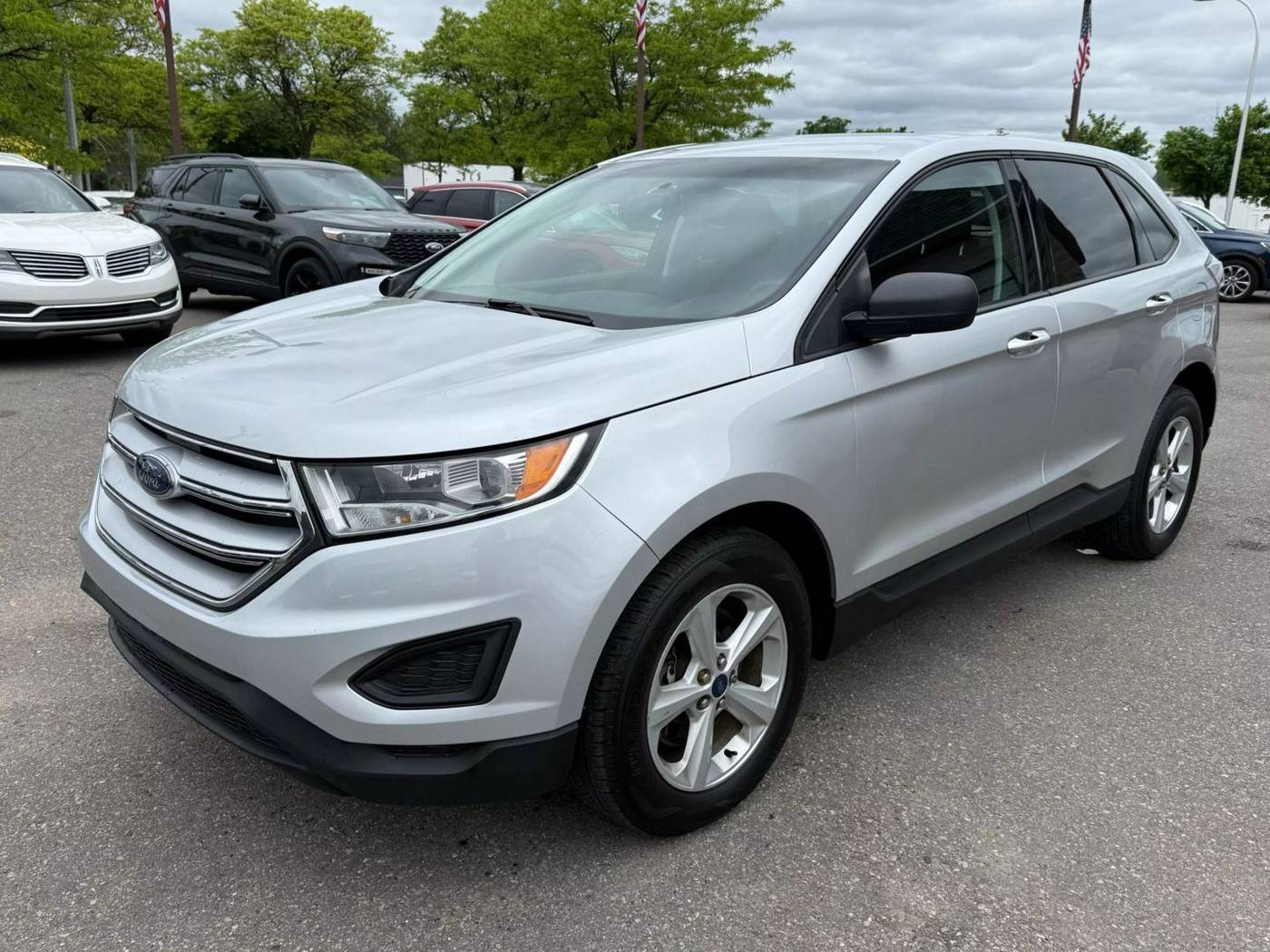 2016 Ford Edge SE — SUV — 123,190 mi — Wayne, MI