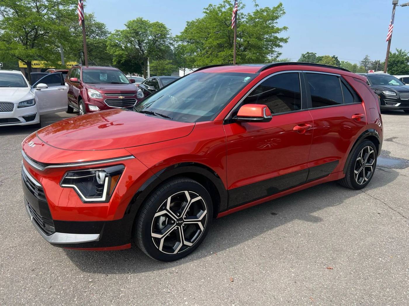 2023 Kia Niro Hybrid EX Touring — SUV — 30,800 mi — Wayne, MI