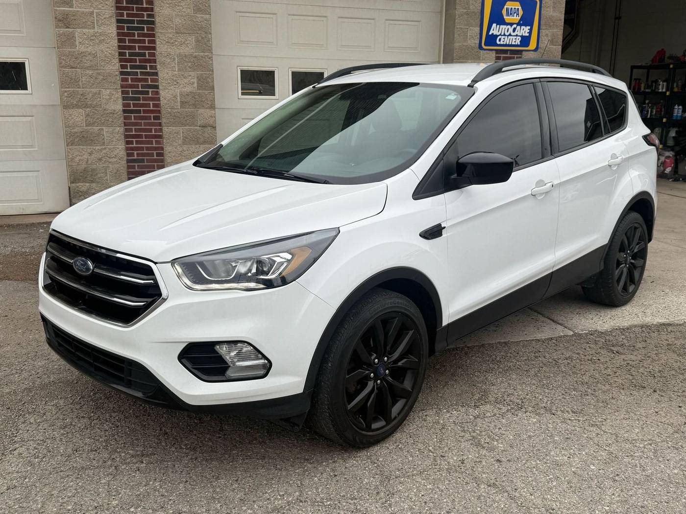 2018 Ford Escape SE — SUV — 153,126 mi — Wayne, MI