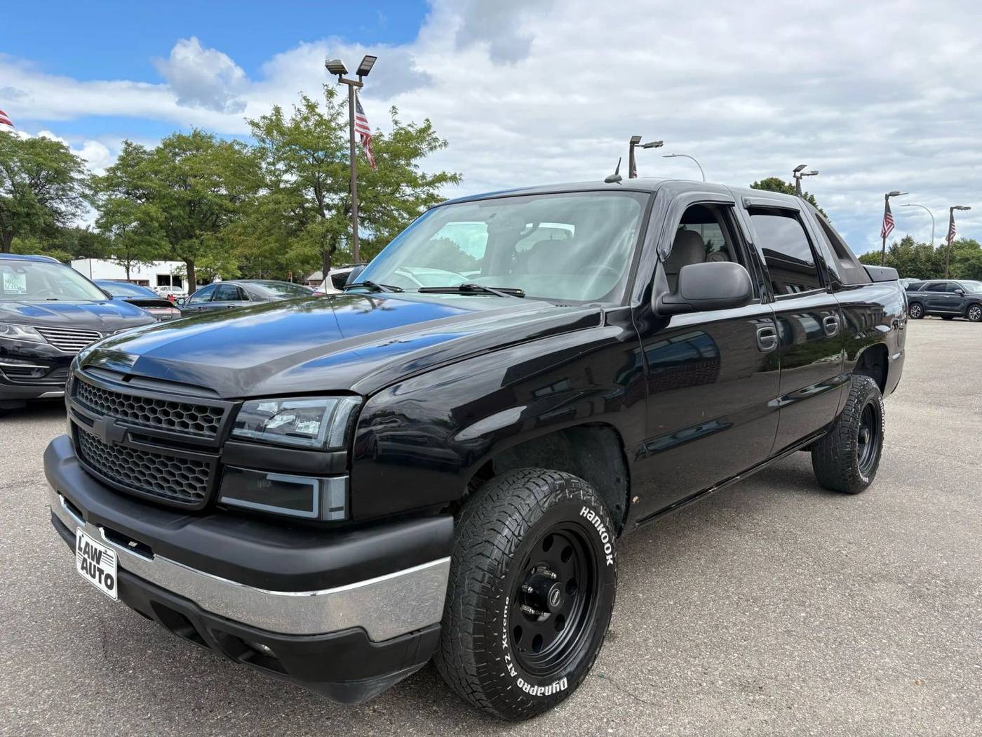 2005 Chevrolet Avalanche LT — Pickup Truck — 55,365 mi — Wayne, MI