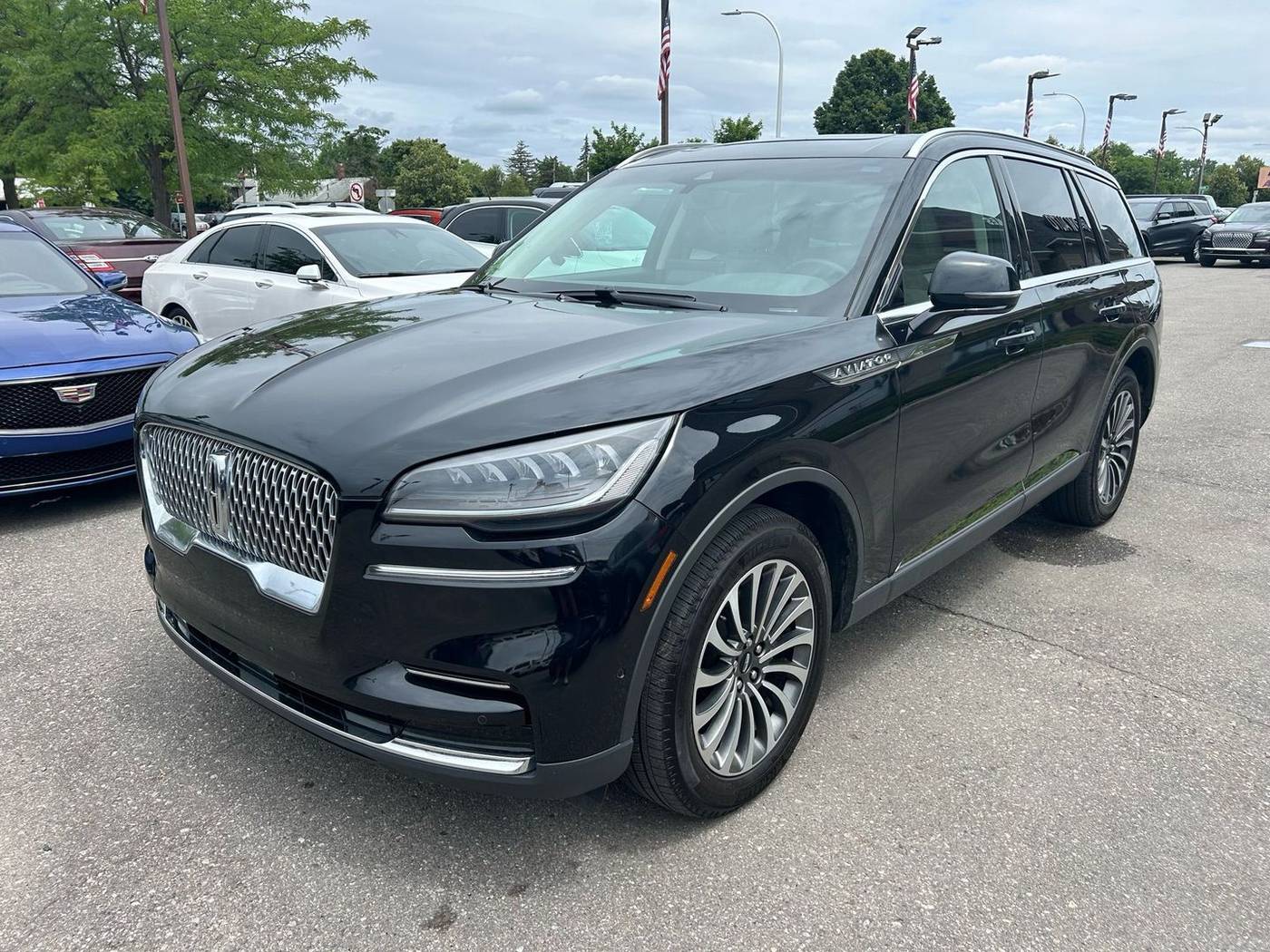 2023 Lincoln Aviator Standard — SUV — 36,813 mi — Wayne, MI