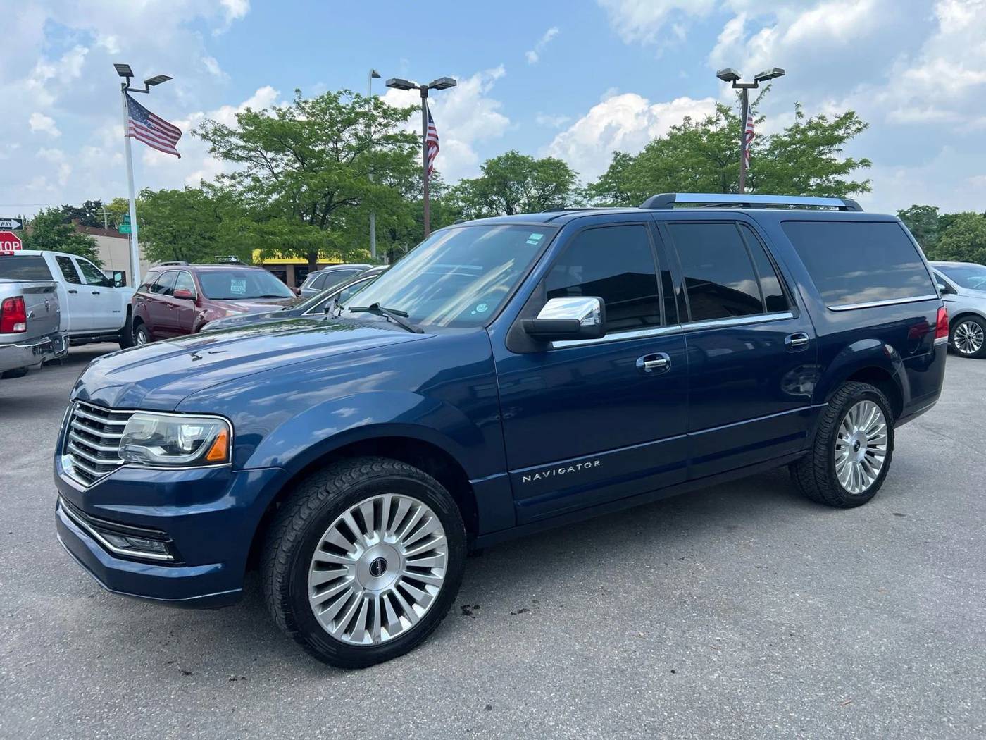 2016 Lincoln Navigator Select — SUV — 93,074 mi — Wayne, MI