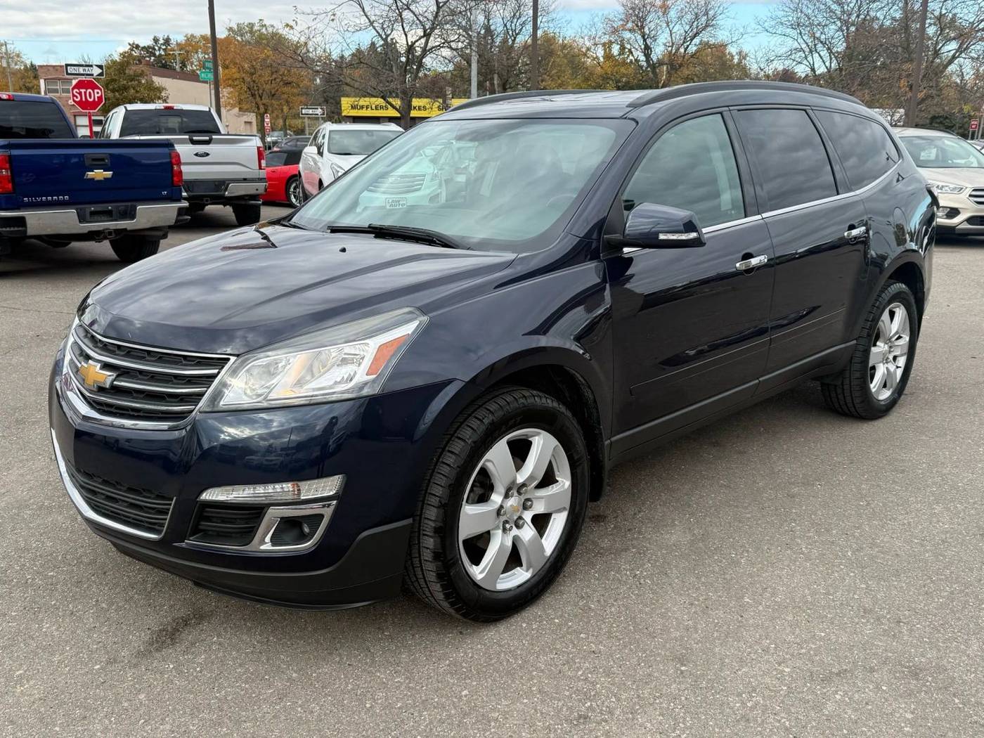 2017 Chevrolet Traverse LT — SUV — 77,403 mi — Wayne, MI
