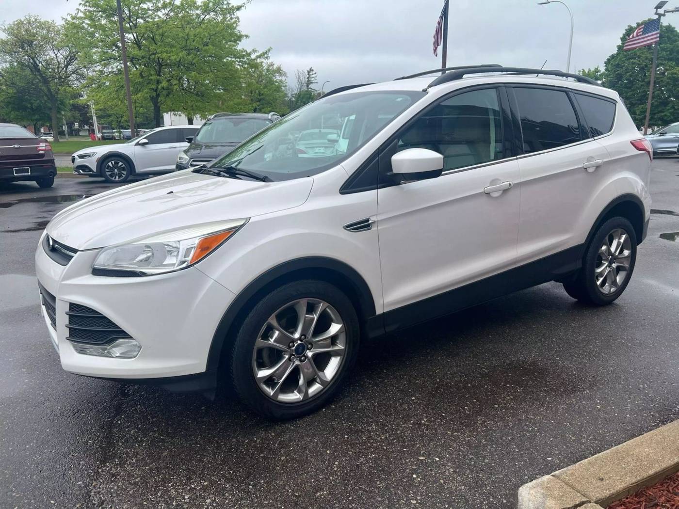 2014 Ford Escape SE — SUV — 177,605 mi — Wayne, MI