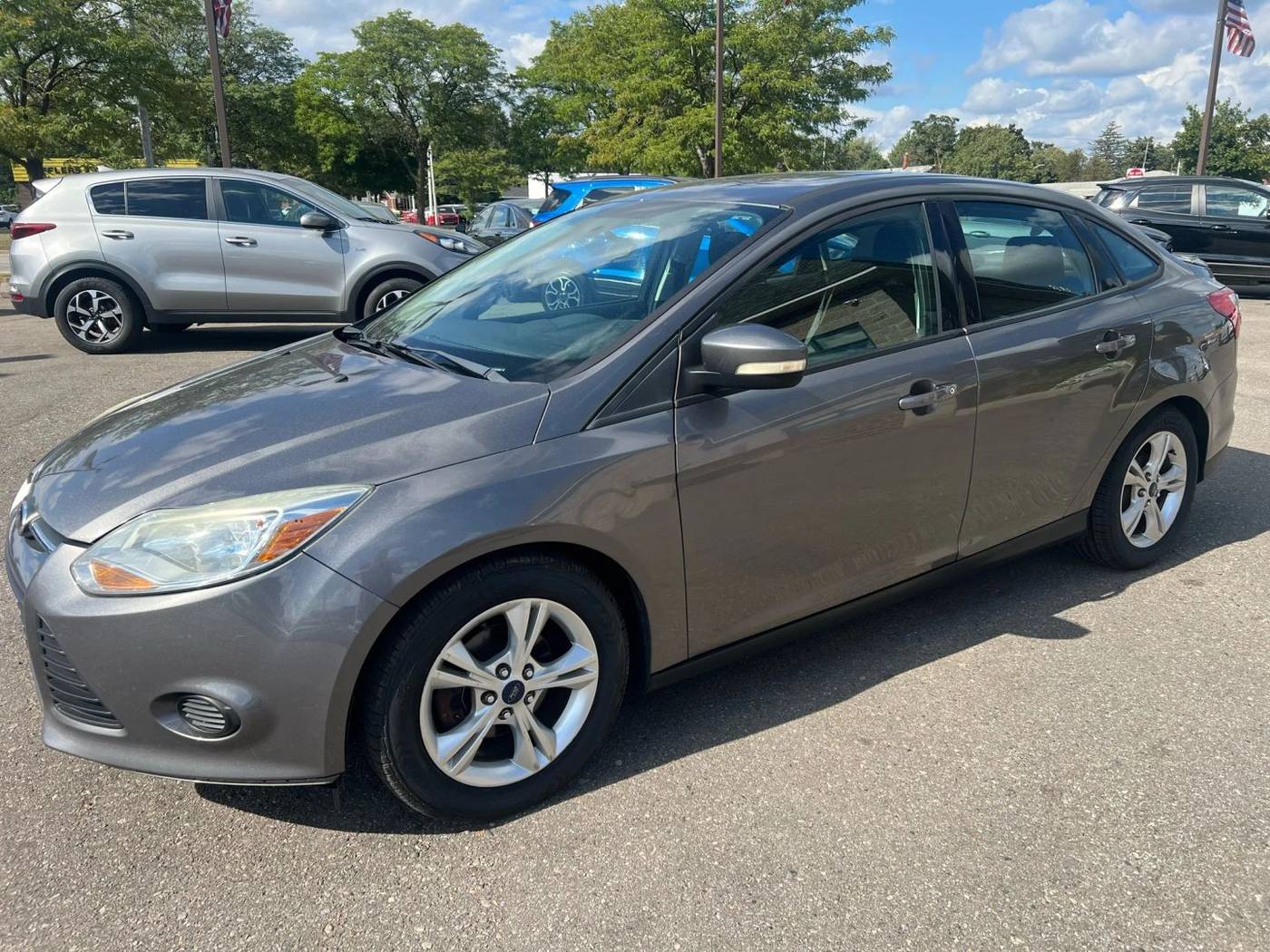 2014 Ford Focus SE — Sedan — 143,438 mi — Wayne, MI