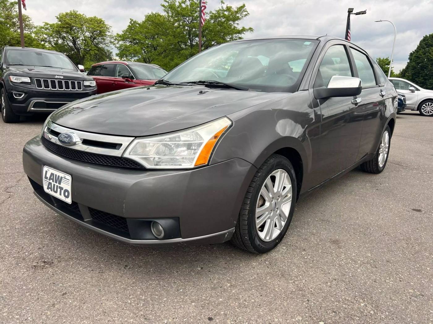 2010 Ford Focus SEL — Sedan — 123,379 mi — Wayne, MI
