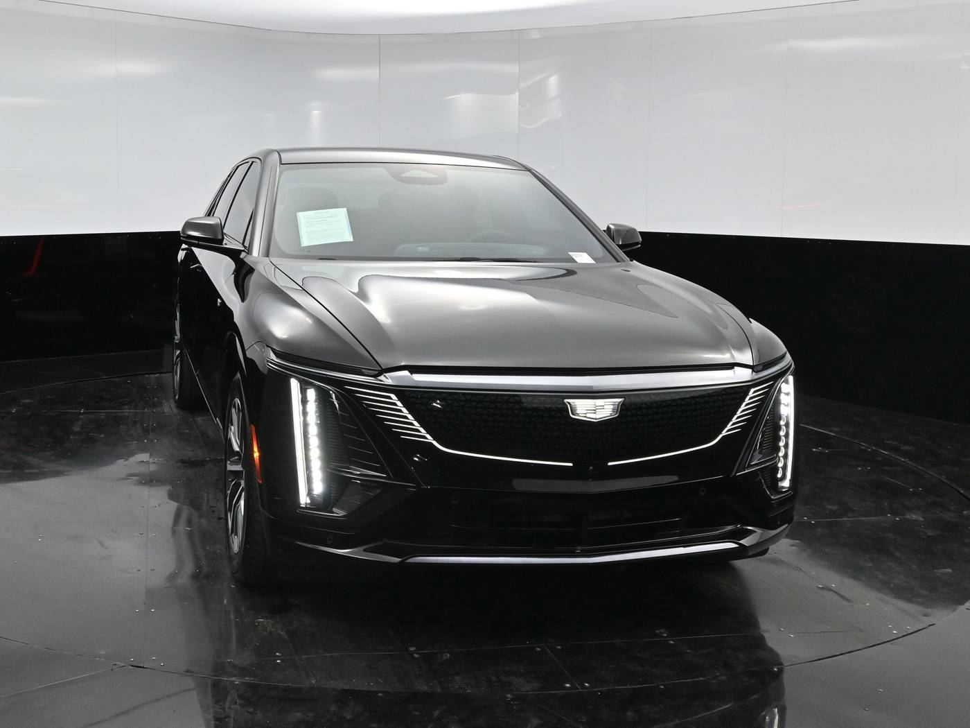 2024 Cadillac LYRIQ Sport — SUV — 28,370 mi — Culver City, CA
