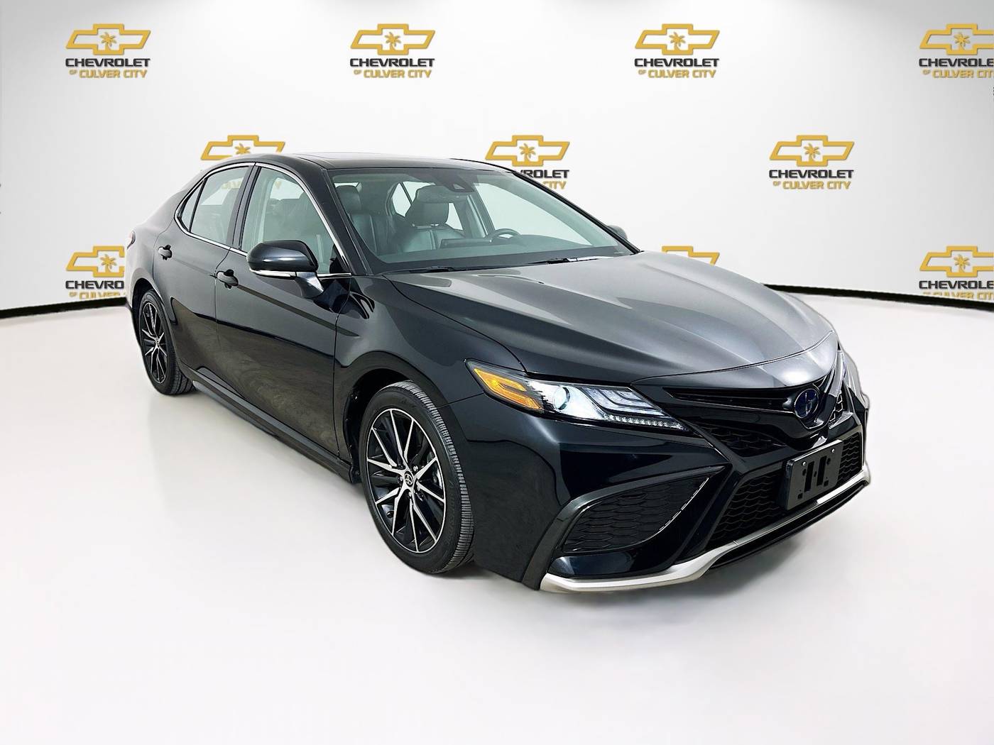 2024 Toyota Camry Hybrid XSE — Sedan — 585 mi — Culver City, CA