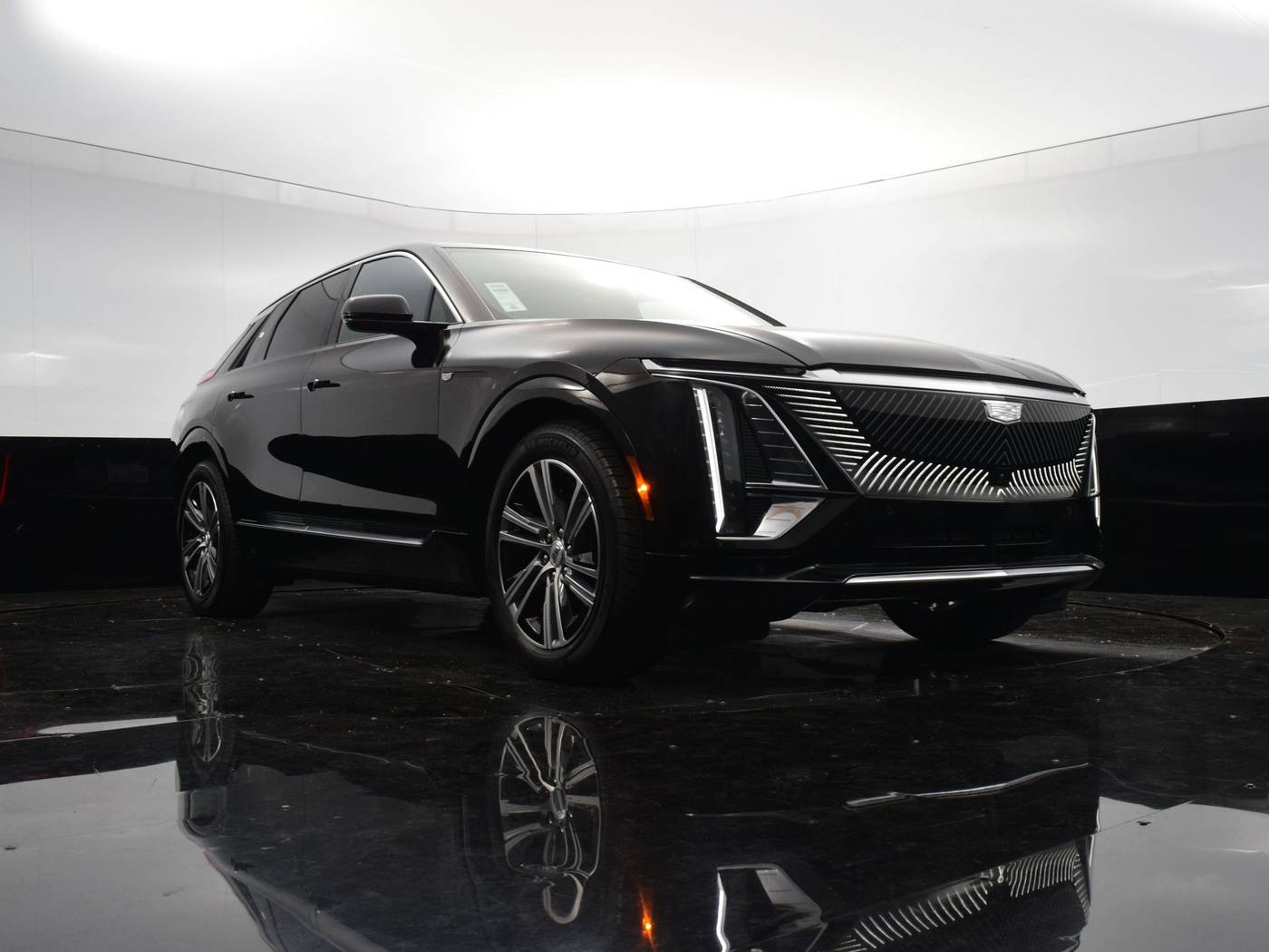 2024 Cadillac LYRIQ Luxury — SUV — 27,694 mi — Culver City, CA