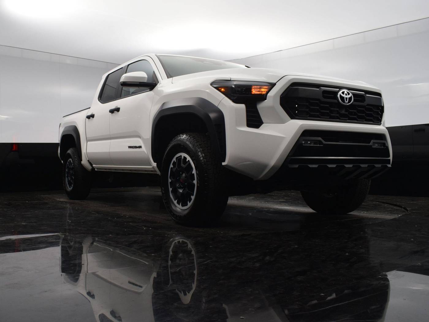 2024 Toyota Tacoma Limited — Pickup Truck — 14,589 mi — Culver City, CA