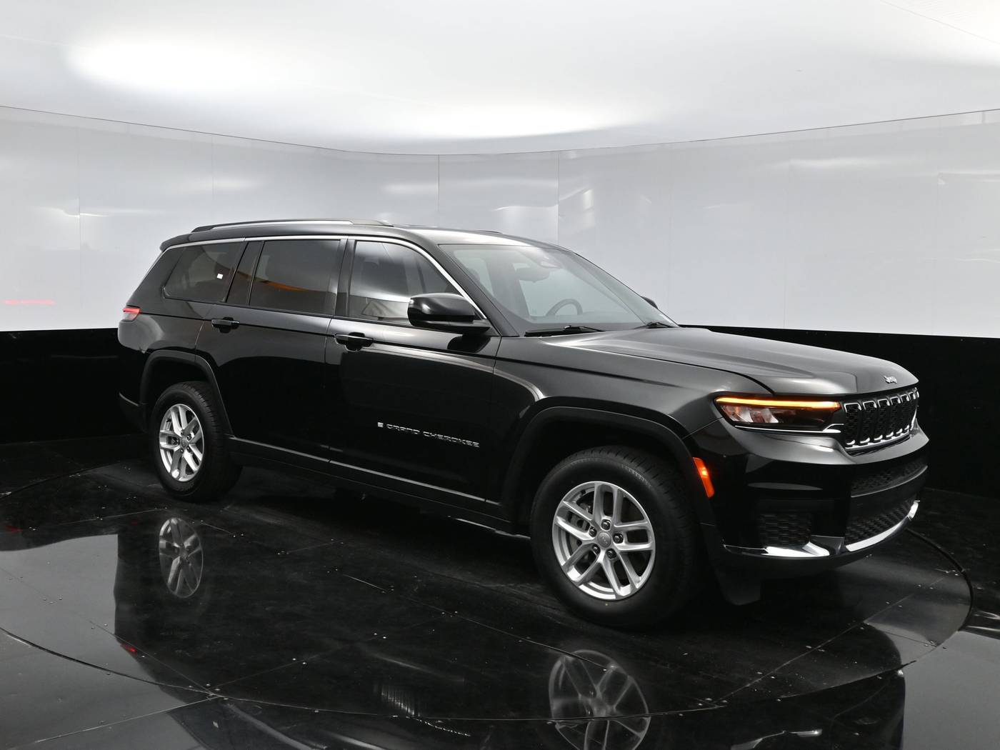 2022 Jeep Grand Cherokee Laredo — SUV — 45,000 mi — Culver City, CA