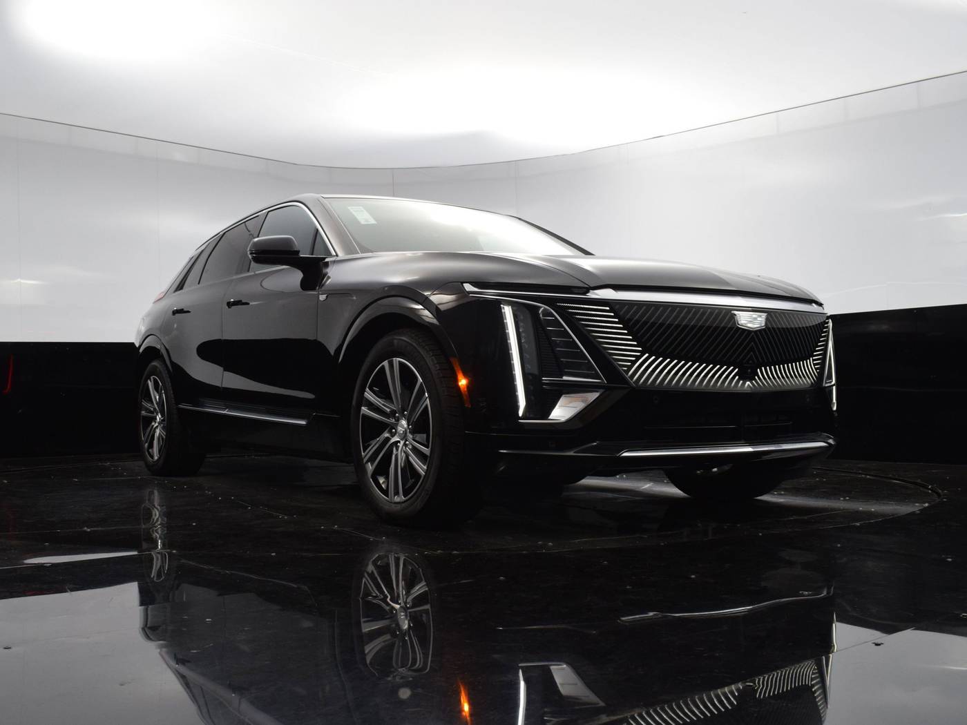 2024 Cadillac LYRIQ Luxury — SUV — 19,881 mi — Culver City, CA