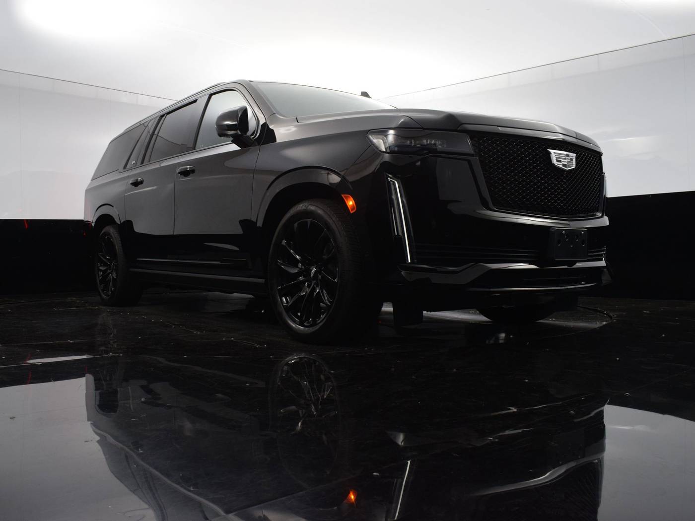 2023 Cadillac Escalade Sport Platinum — SUV — 7,261 mi — Culver City, CA
