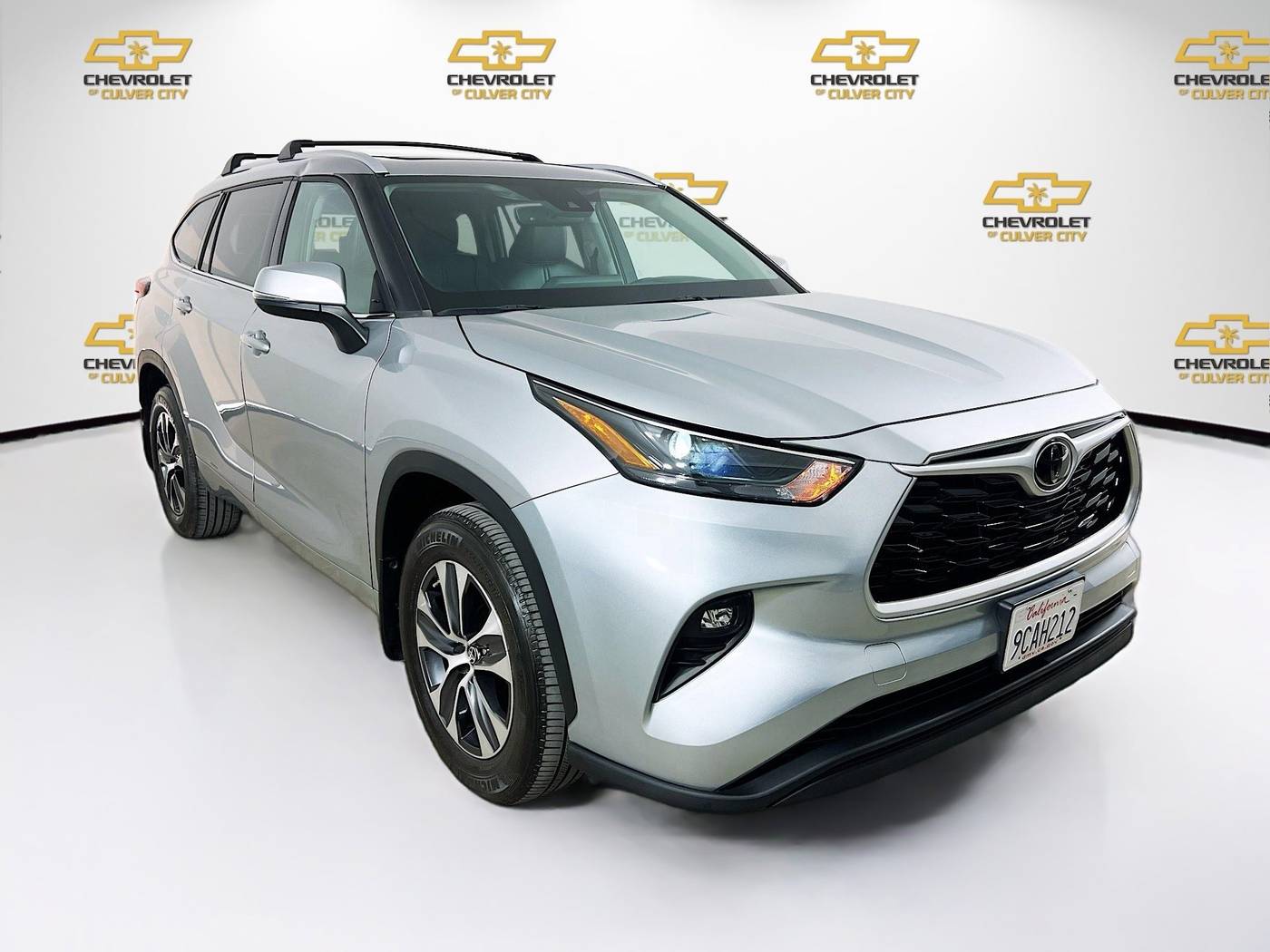 2022 Toyota Highlander XLE — SUV — 17,313 mi — Culver City, CA
