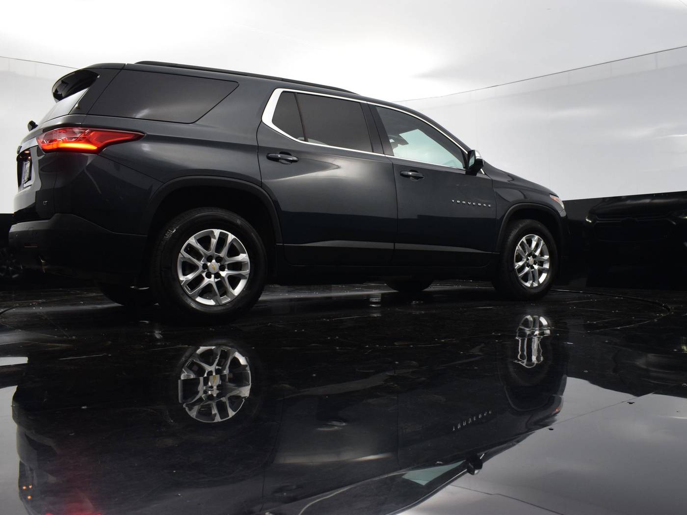 2021 Chevrolet Traverse LT Leather — SUV — 83,656 mi — Culver City, CA