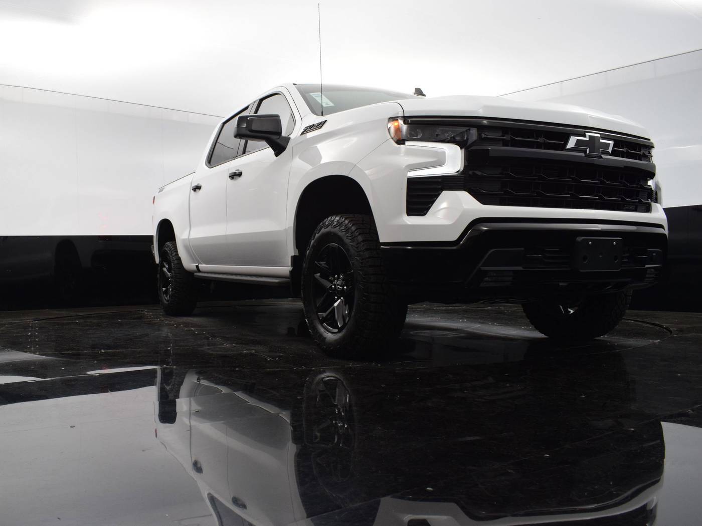2025 Chevrolet Silverado 1500 LT Trail Boss — Pickup Truck — 1,837 mi — Culver City, CA