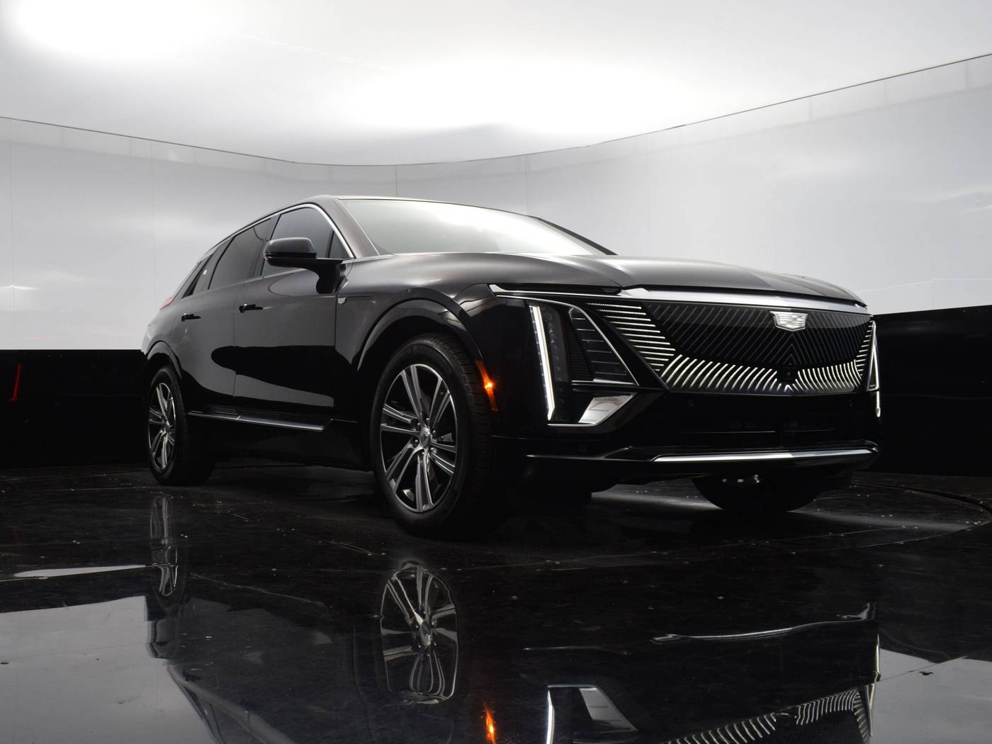 2024 Cadillac LYRIQ Luxury — SUV — 479 mi — Culver City, CA