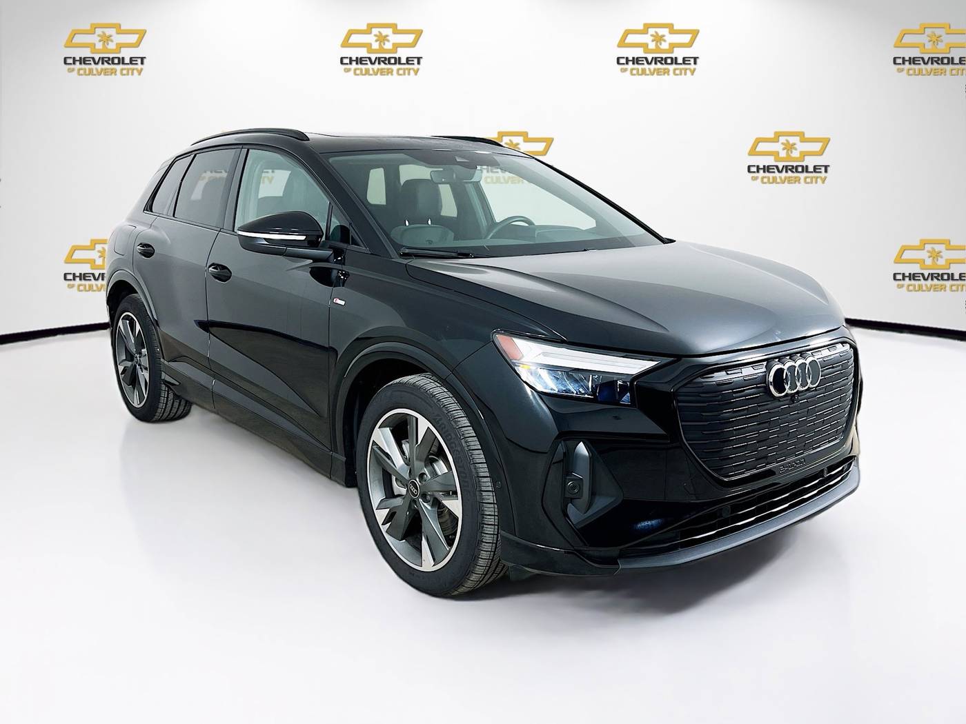 2024 Audi Q4 e-tron Premium Plus — SUV — 929 mi — Culver City, CA