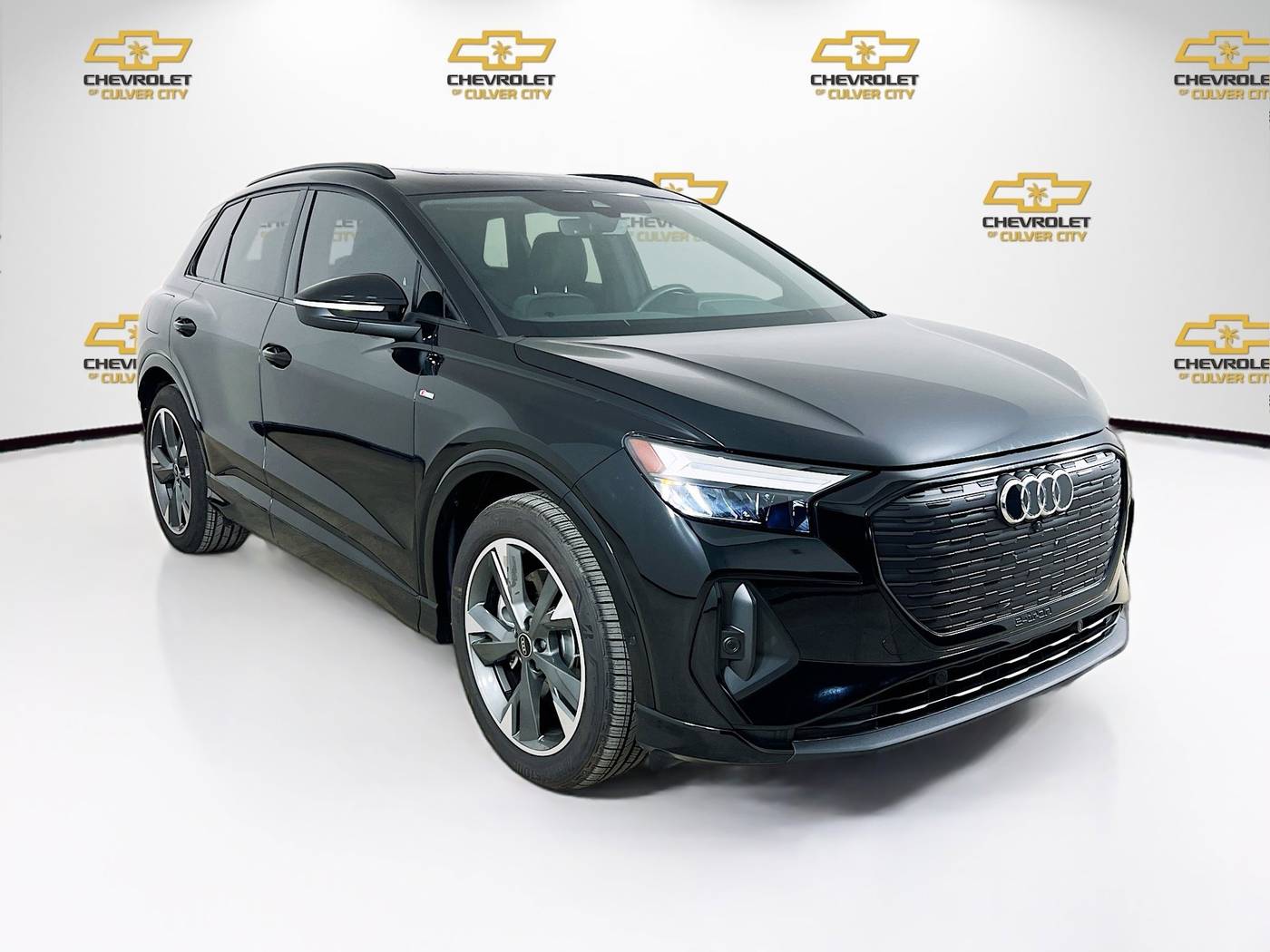 2024 Audi Q4 e-tron Premium Plus — SUV — 543 mi — Culver City, CA