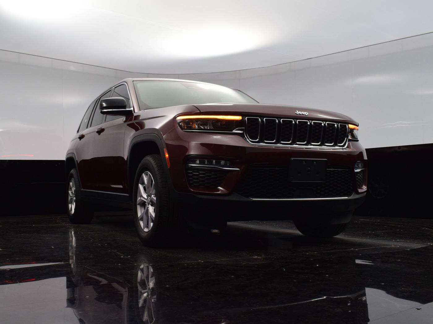 2022 Jeep Grand Cherokee Limited — SUV — 33,882 mi — Culver City, CA