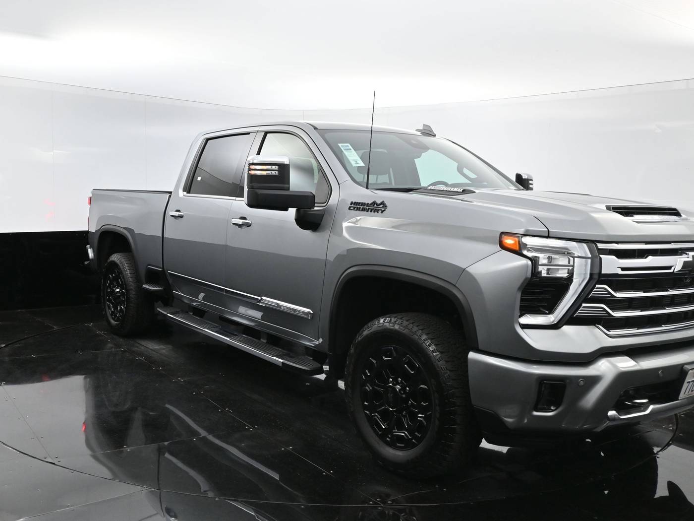 2024 Chevrolet Silverado 2500HD High Country — Pickup Truck — 14,376 mi — Culver City, CA