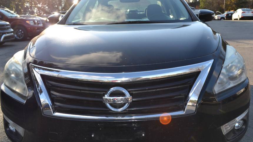 2015 Nissan Altima 2.5 SV — Sedan — 156,460 mi — Durham, NC