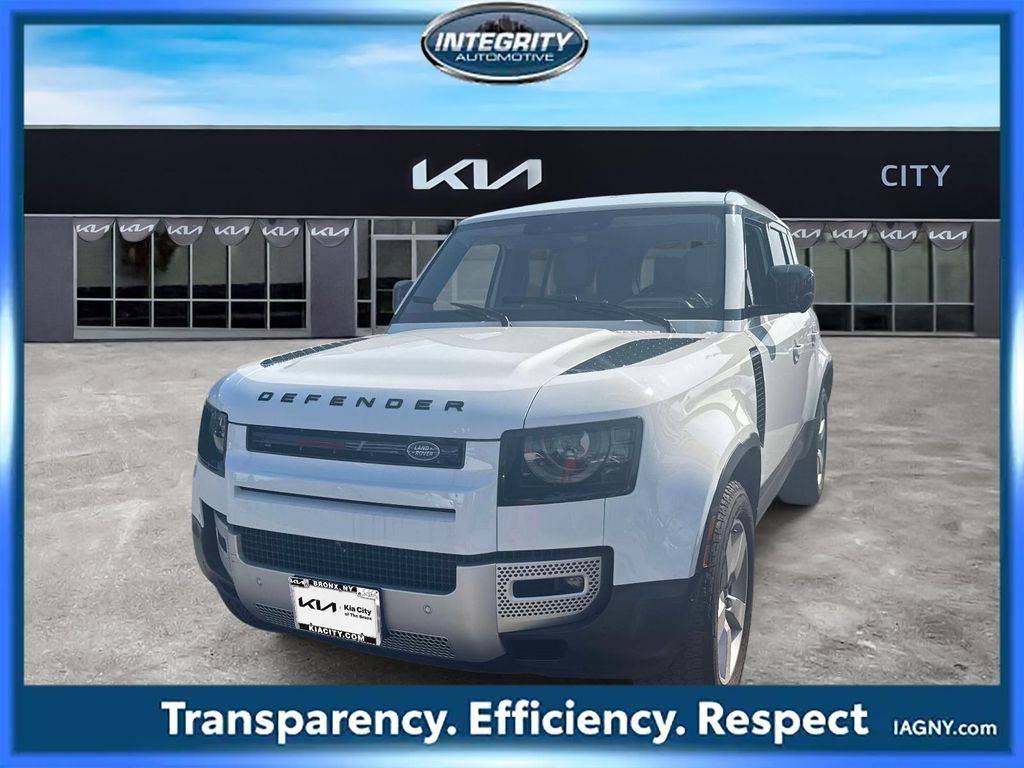 2023 Land Rover Defender SE
