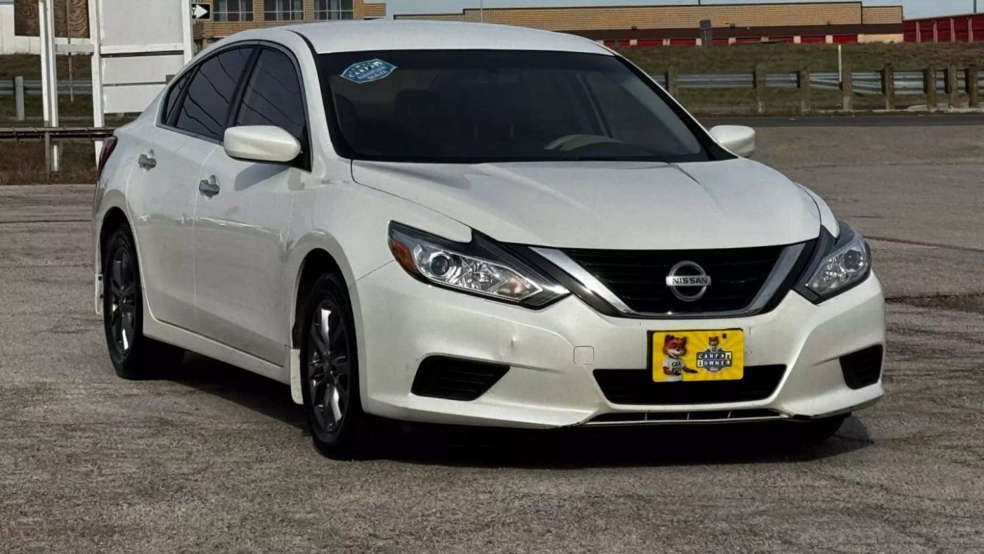 2016 Nissan Altima 2.5 S — Sedan — 105,729 mi — Pflugerville, TX