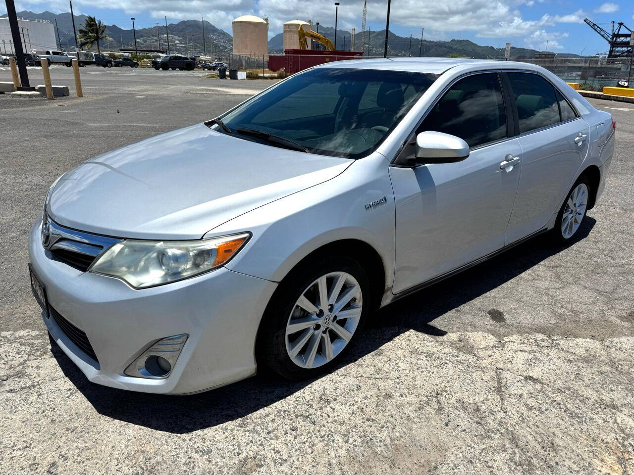 2014 Toyota Camry Hybrid XLE — Sedan — 135,000 mi — Honolulu, HI