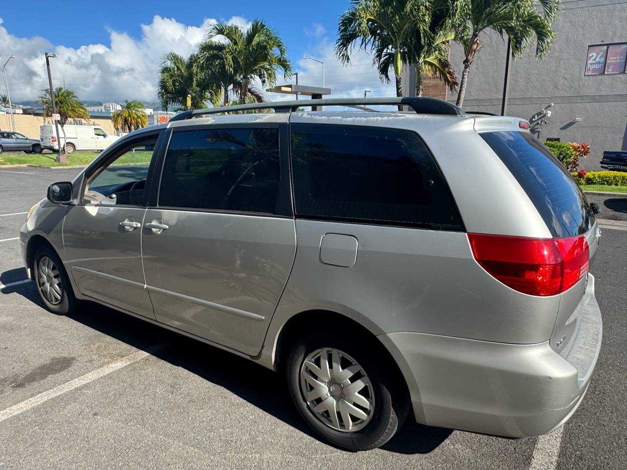 Thumbnail 3
