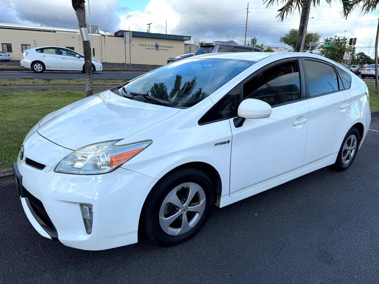 2014 Toyota Prius Three — Sedan — 123,000 mi — Honolulu, HI