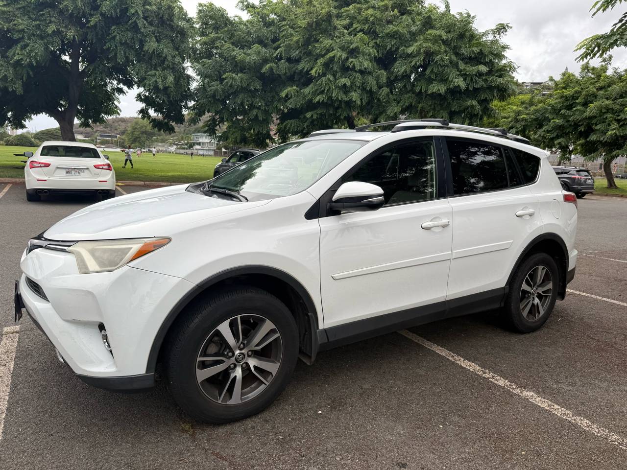 2016 Toyota RAV4 XLE — SUV — 200,000 mi — Honolulu, HI