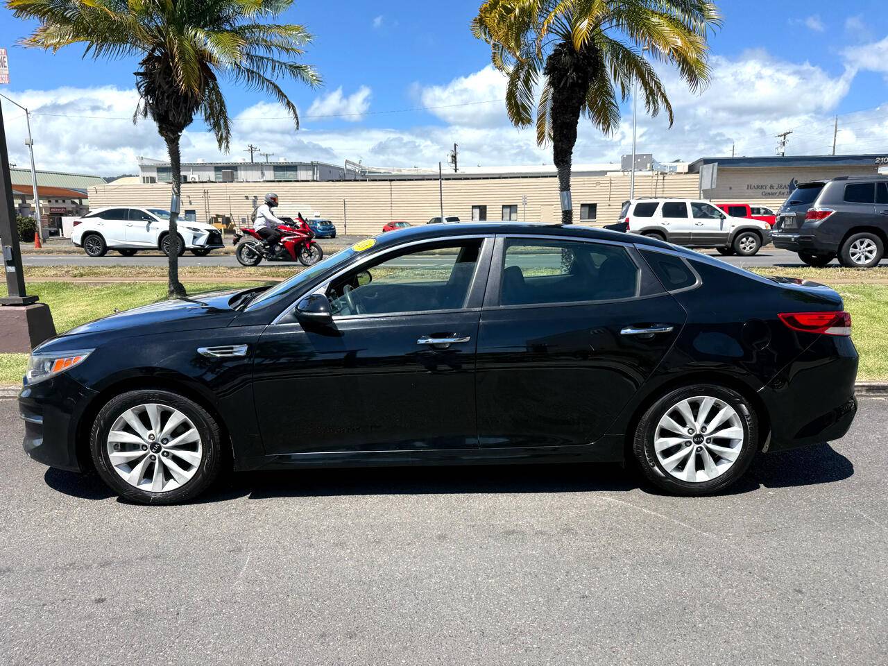 2016 Kia Optima LX — Sedan — 100,000 mi — Honolulu, HI
