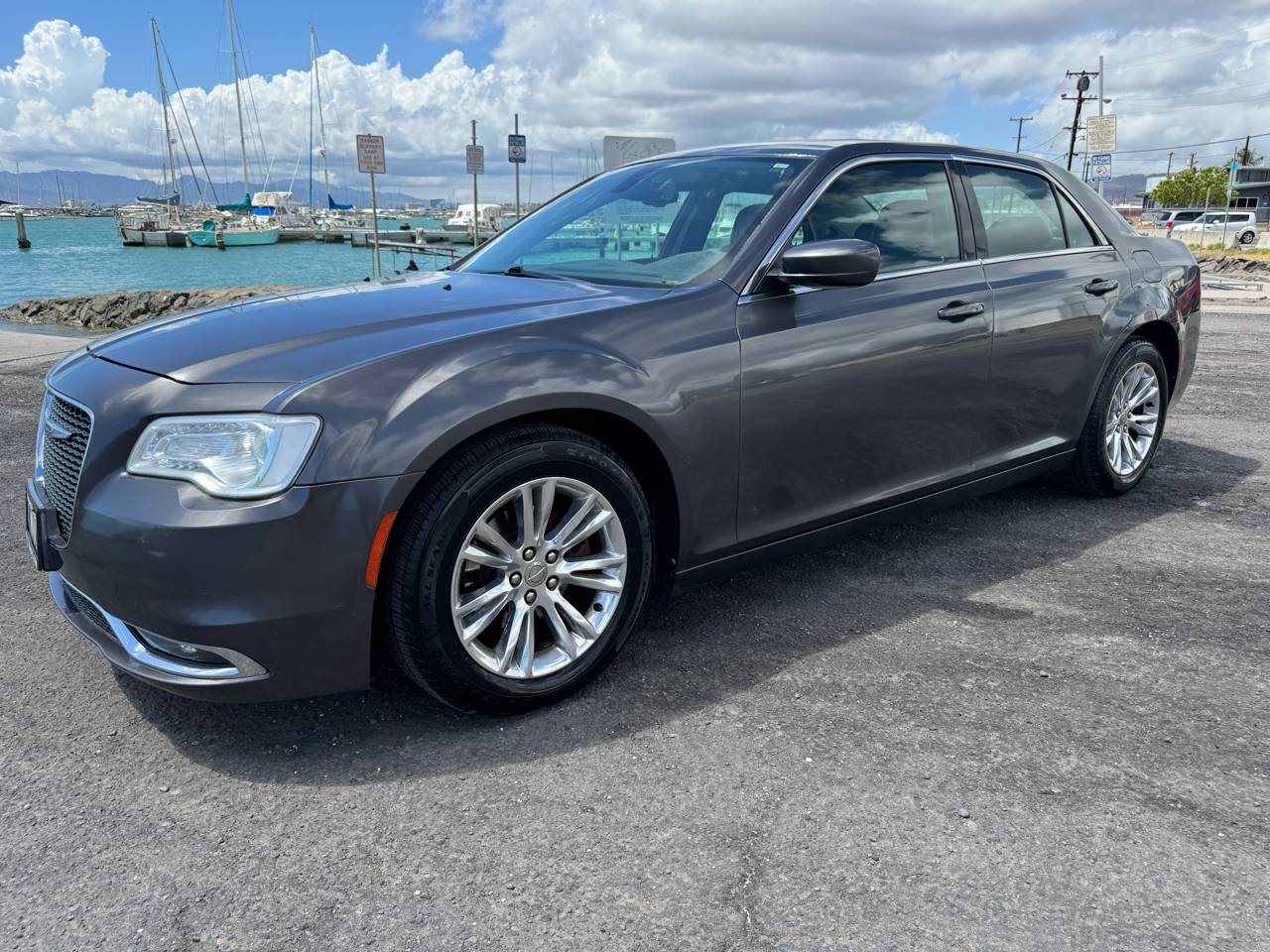 2018 Chrysler 300 Touring L — Sedan — 137,000 mi — Honolulu, HI