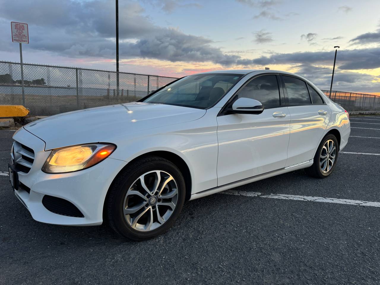 2015 Mercedes-Benz C-Class C 300 — Sedan — 58,000 mi — Honolulu, HI