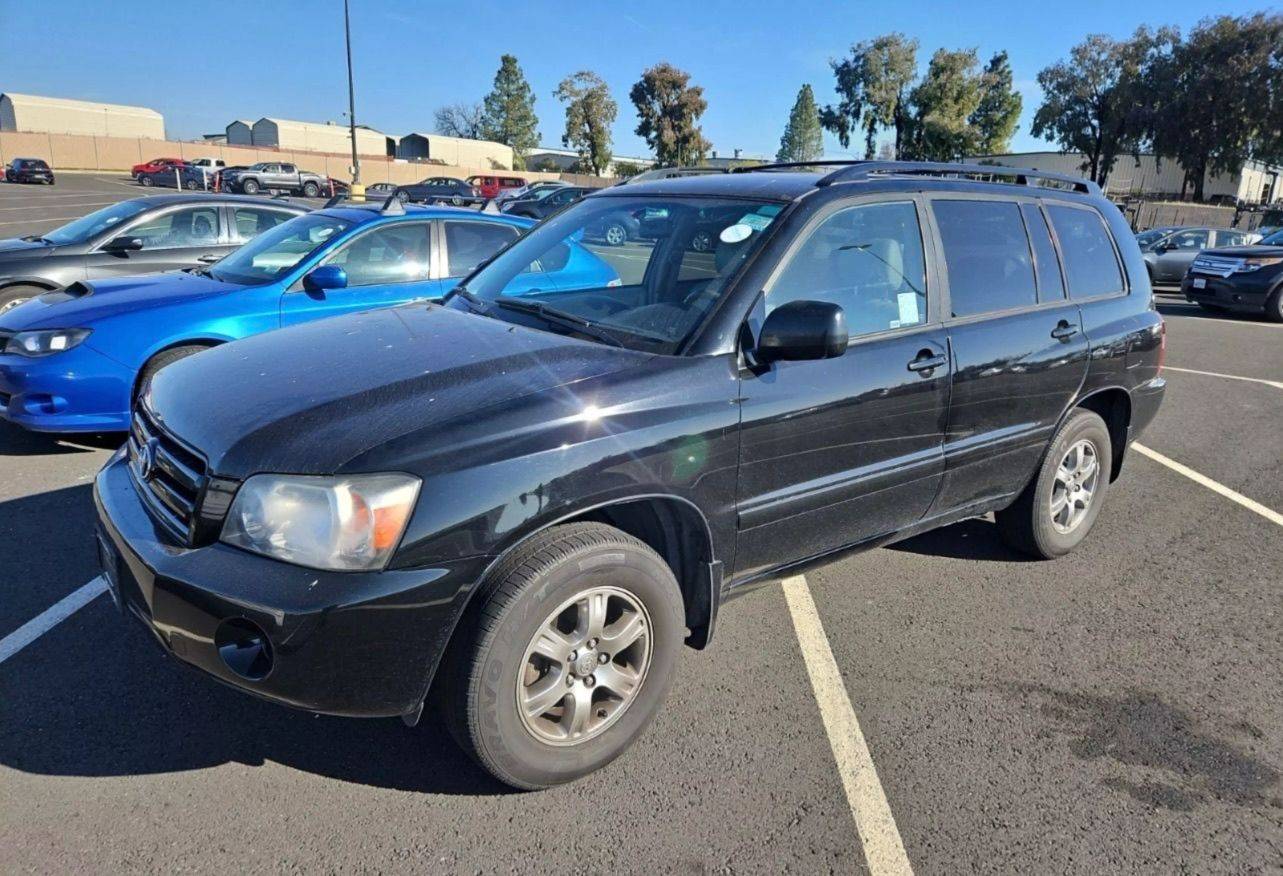 2005 Toyota Highlander Base V6 — SUV — 239,249 mi — Alameda, CA