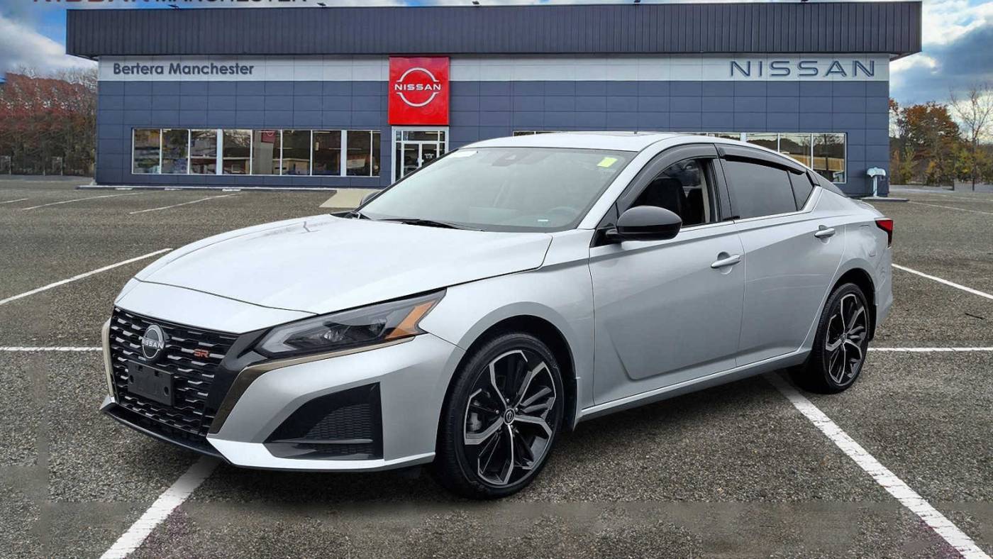 2023 Nissan Altima SR — Sedan — 15,007 mi — Manchester, CT
