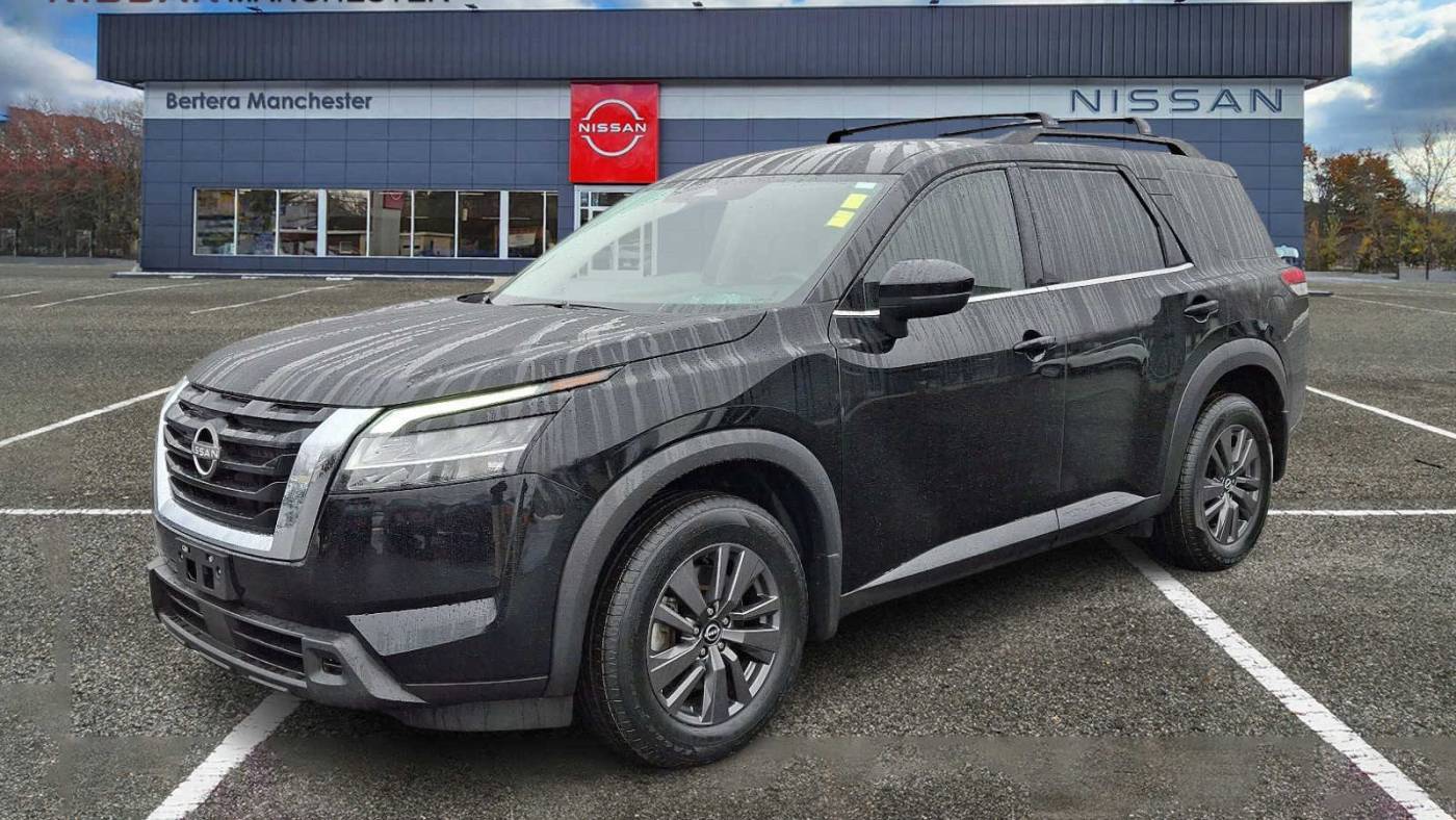 2022 Nissan Pathfinder SV — SUV — 27,765 mi — Manchester, CT