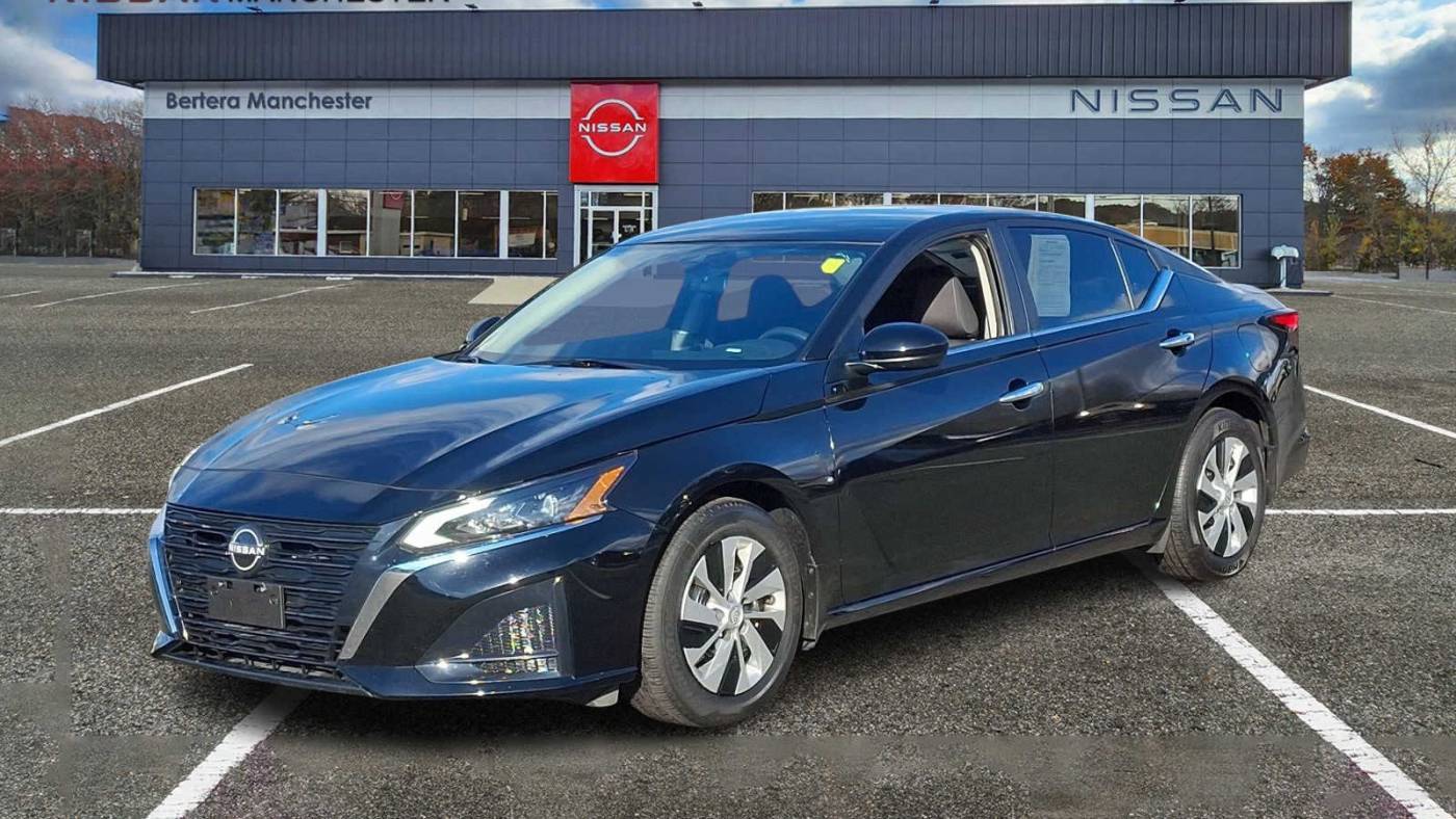 2023 Nissan Altima S — Sedan — 15,128 mi — Manchester, CT