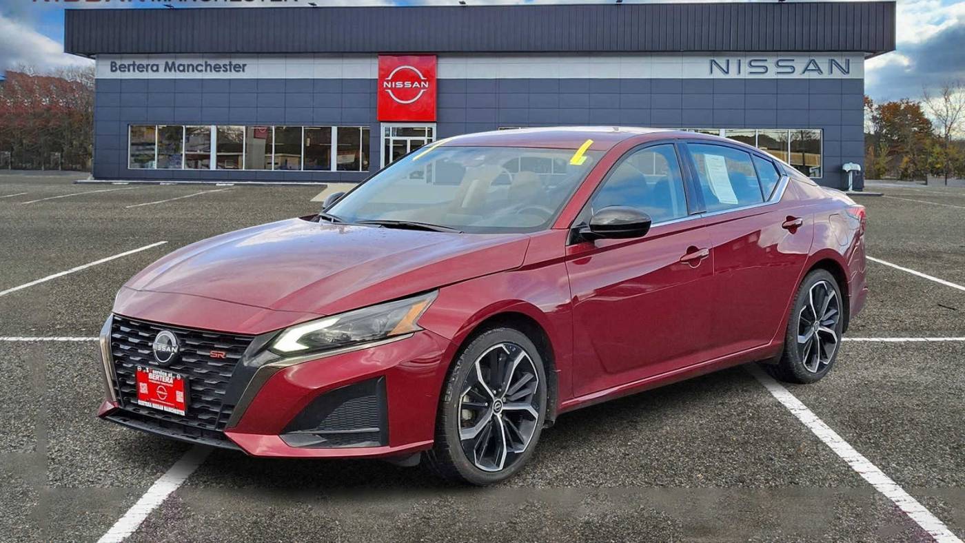 2023 Nissan Altima SR — Sedan — 71,221 mi — Manchester, CT