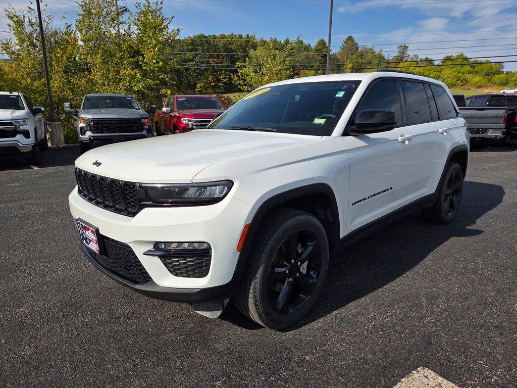2023 Jeep Grand Cherokee Limited — SUV — 28,725 mi — Middlebury, VT