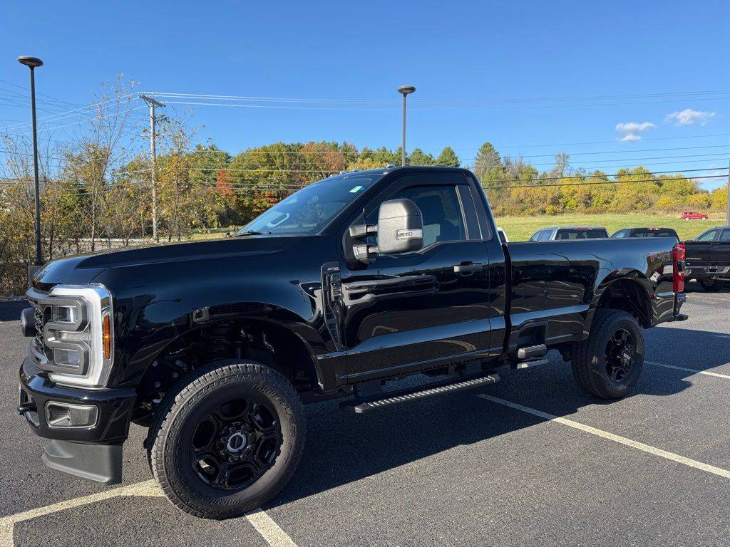 2025 Ford Super Duty F-350 XL — Pickup Truck — 3,452 mi — Middlebury, VT